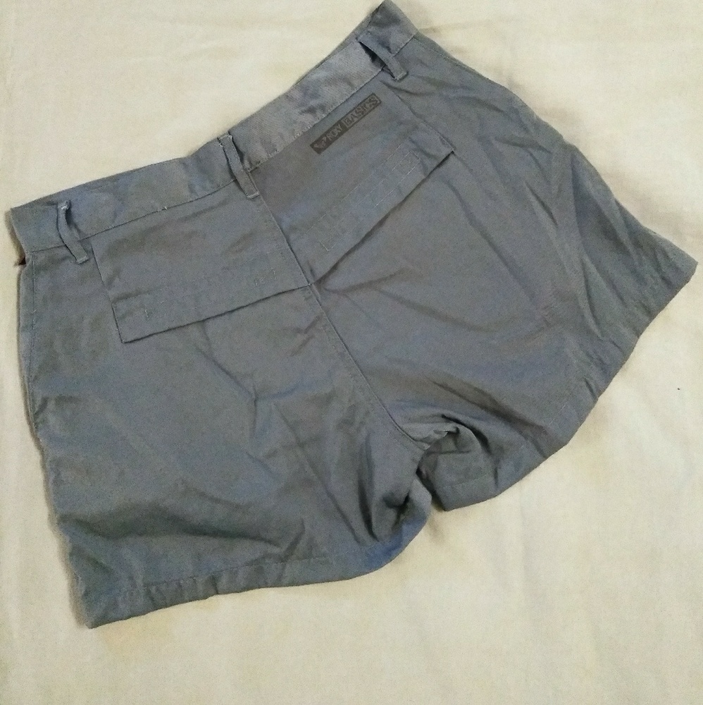🌺ROXY QUICKSILVER SHORTS - Picture 2 of 4